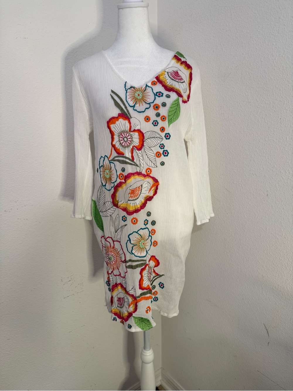 Rise & Bloom White Cotton Embroidered Floral Boho Tunic Dress Coverup Size S - Picture 7 of 7